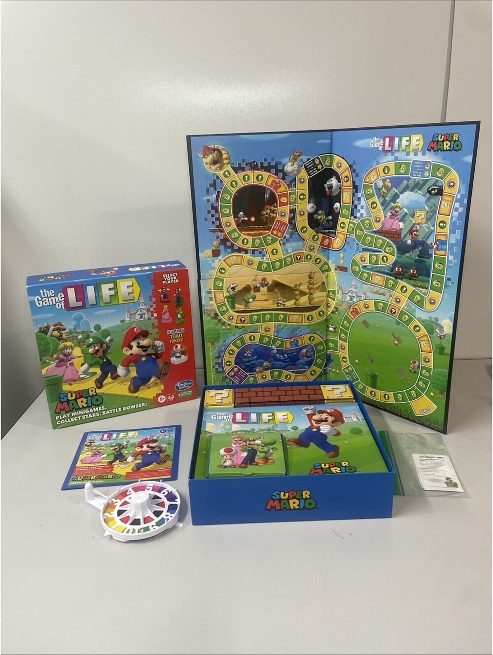The Game of Life Super Mario Premium Edition TOAD TOKEN Board Game Hasbro